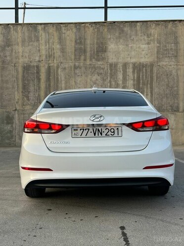 Hyundai Elantra 2017, 182,000 km - 2.0 l - Bakı