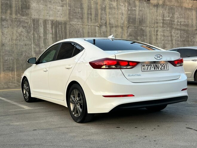 Hyundai Elantra 2017, 182,000 km - 2.0 l - Bakı