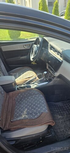 Toyota Corolla 2017, 153,446 km - 1.8 l - Tovuz