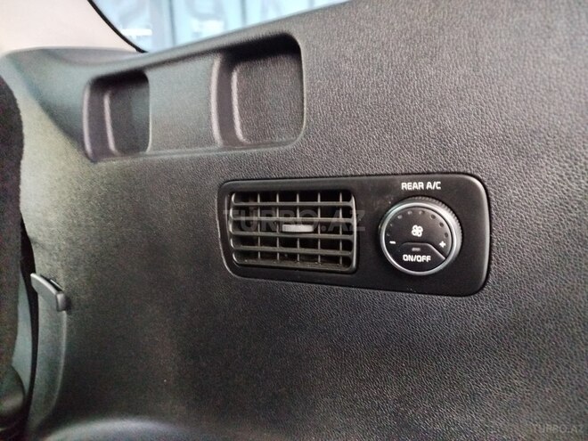 Kia Sorento-12