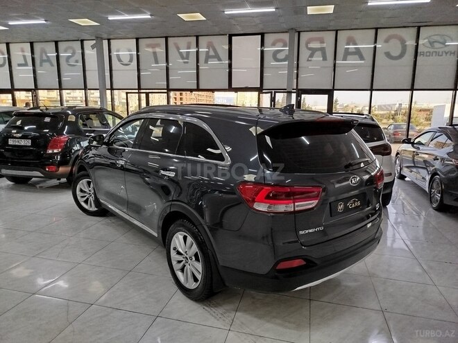 Kia Sorento-7