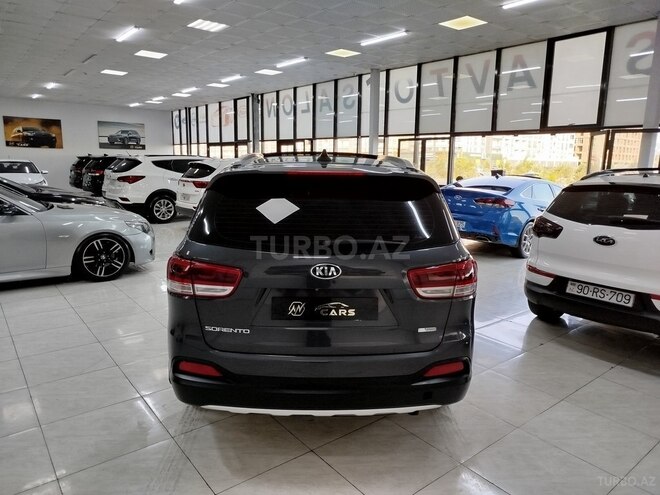 Kia Sorento-9