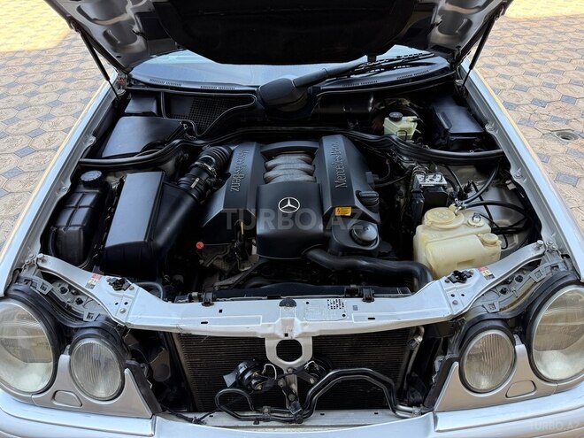 Mercedes E 240 1999, 278,000 km - 2.4 l - Gəncə