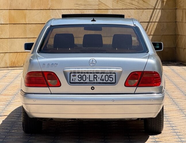 Mercedes E 240 1999, 278,000 km - 2.4 l - Gəncə