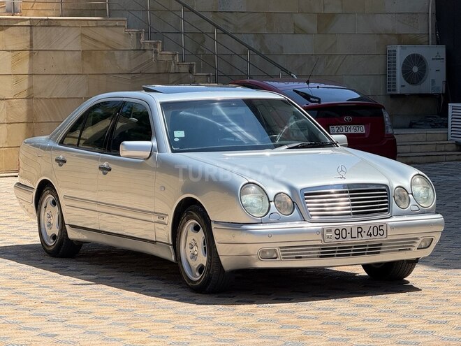 Mercedes E 240 1999, 278,000 km - 2.4 l - Gəncə