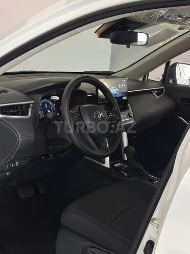 Toyota Corolla Cross-12