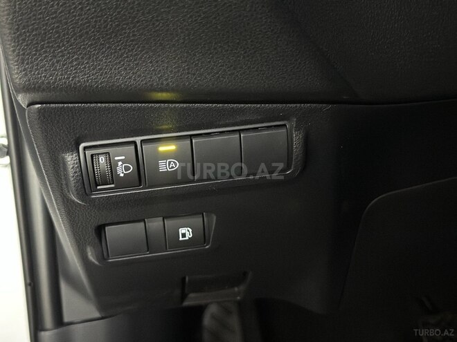Toyota Corolla Cross-20