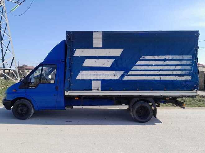 Ford Transit 2003, 508,000 km - 2.4 л - Yevlax