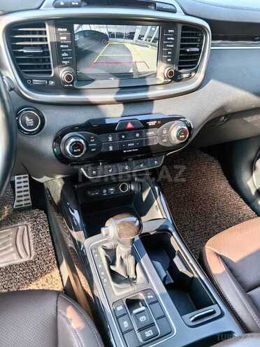 Kia Sorento-16