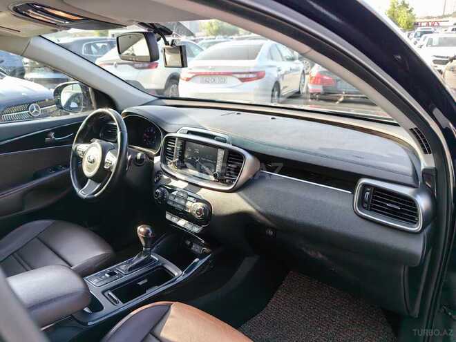 Kia Sorento-17