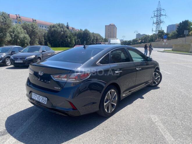 Hyundai Sonata-3