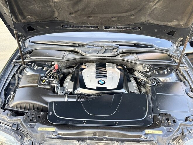 BMW 740 2005, 365,000 km - 4.0 l - Bakı