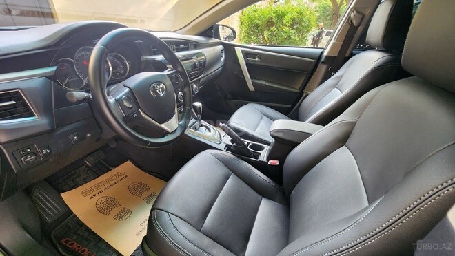 Toyota Corolla 2013, 145,650 km - 1.6 l - Bakı