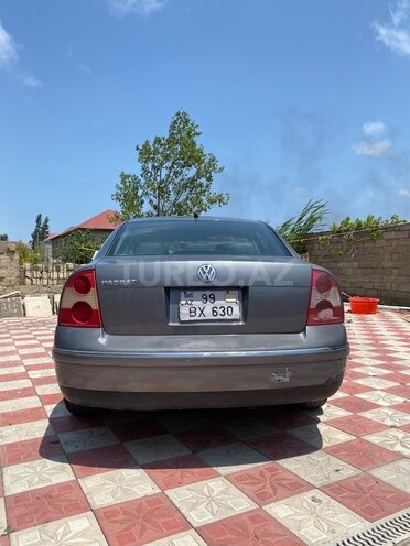 Volkswagen Passat 2004, 357,575 km - 1.8 l - Bakı