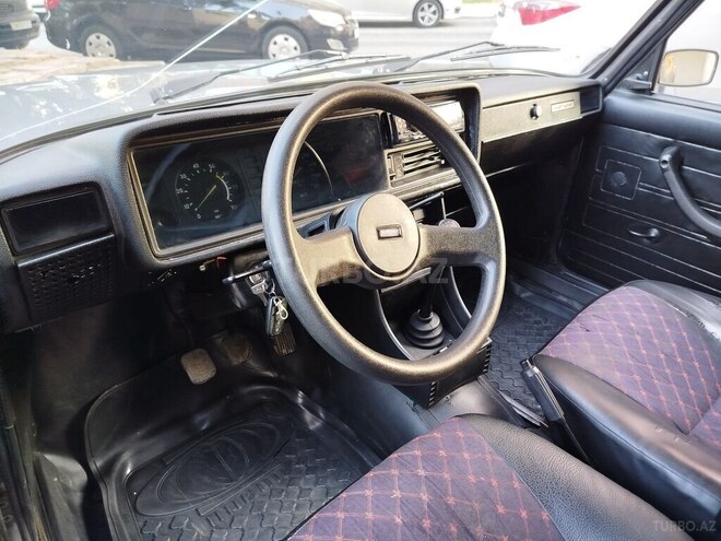 LADA (VAZ) 2107-13