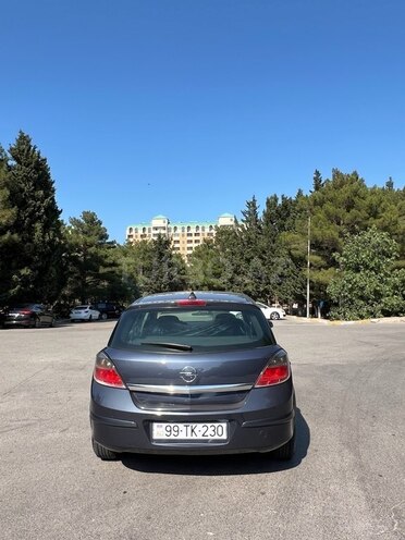 Opel Astra 2009, 218,000 km - 1.4 l - Sumqayıt