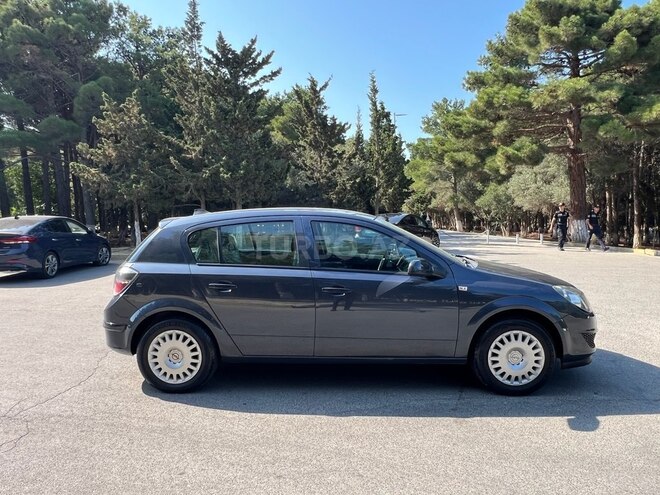 Opel Astra 2009, 218,000 km - 1.4 l - Sumqayıt