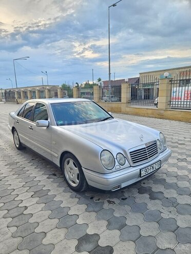 Mercedes E 280 1999, 365,936 km - 2.8 l - Ağdam