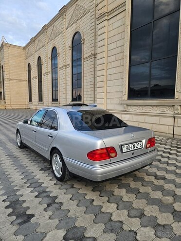 Mercedes E 280 1999, 365,936 km - 2.8 l - Ağdam
