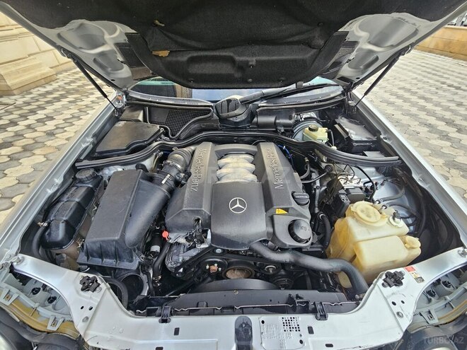 Mercedes E 280 1999, 365,936 km - 2.8 l - Ağdam