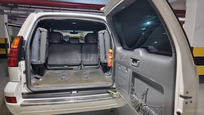 Toyota Land Cruiser Prado-11