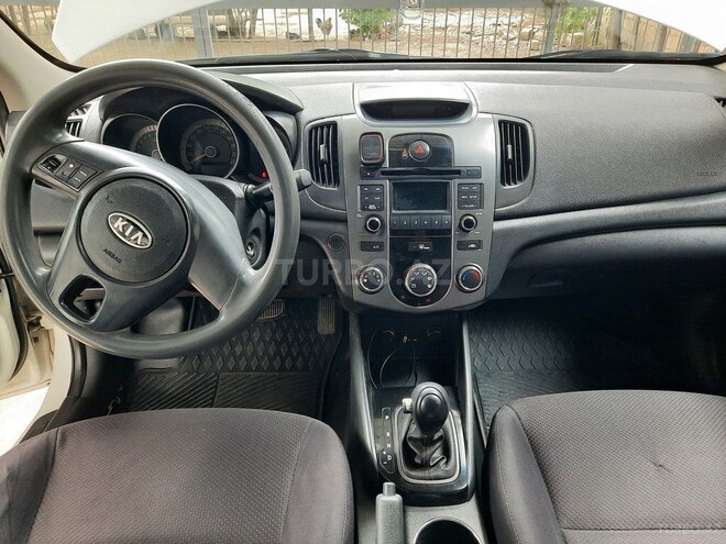 Kia Cerato 2011, 198,320 km - 1.6 л - Sabirabad