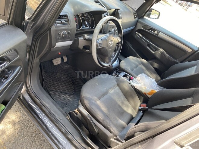 Opel Zafira 2005, 241,041 km - 2.2 l - Bakı