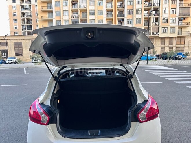 Nissan Tiida 2014, 216,000 km - 1.6 l - Sumqayıt