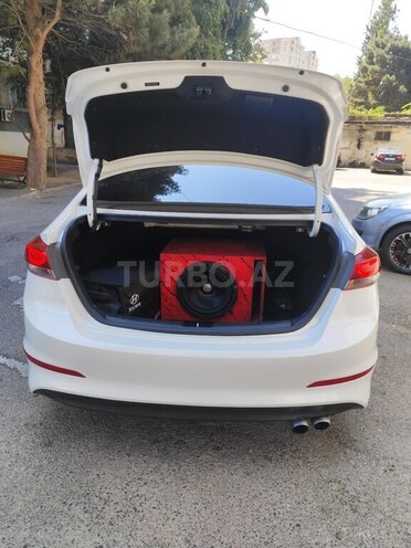 Hyundai Elantra 2017, 125,000 km - 2.0 л - Bakı