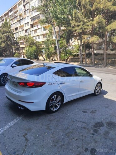 Hyundai Elantra 2017, 125,000 km - 2.0 л - Bakı