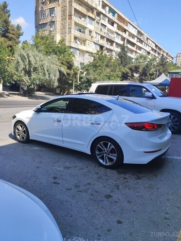 Hyundai Elantra 2017, 125,000 km - 2.0 л - Bakı