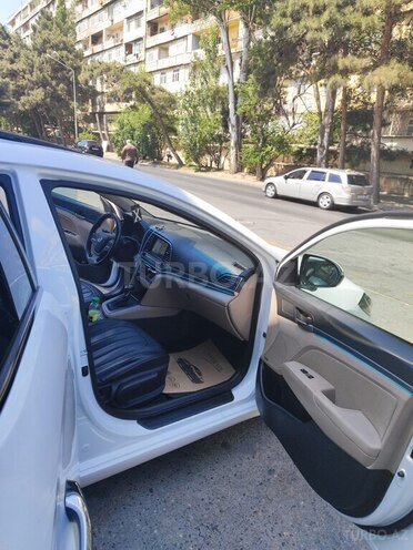 Hyundai Elantra 2017, 125,000 km - 2.0 л - Bakı