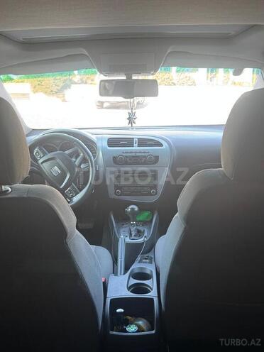 SEAT Leon-8