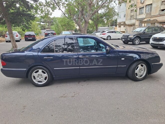 Mercedes E 240 1997, 450,000 km - 2.4 l - Bakı