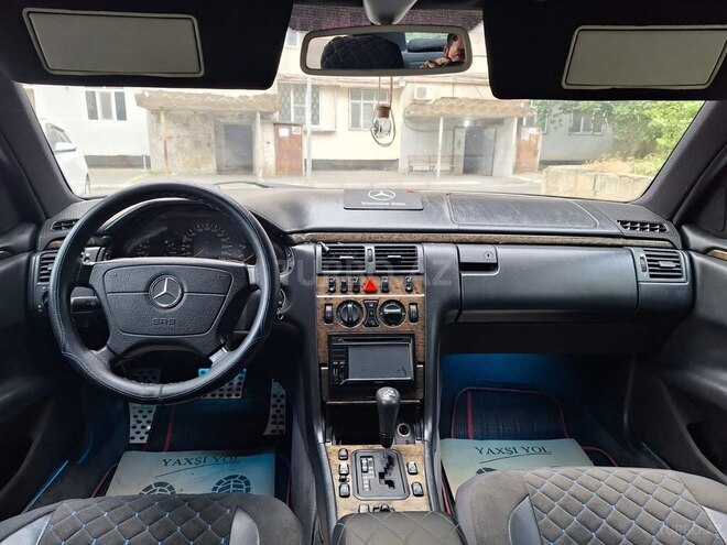 Mercedes E 240 1997, 450,000 km - 2.4 l - Bakı