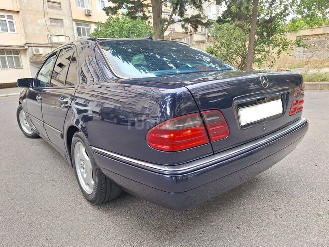 Mercedes E 240 1997, 450,000 km - 2.4 l - Bakı