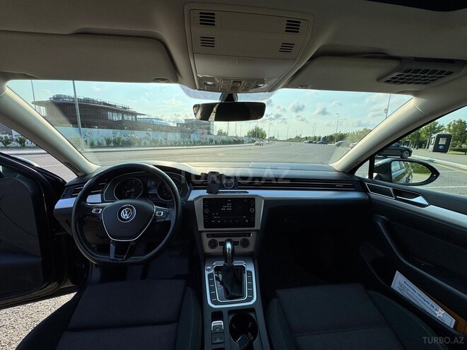 Volkswagen Passat 2018, 159,100 km - 1.8 l - Bakı