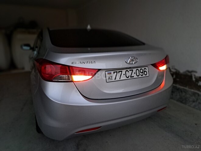 Hyundai Elantra 2011, 254,276 km - 1.8 л - Bakı