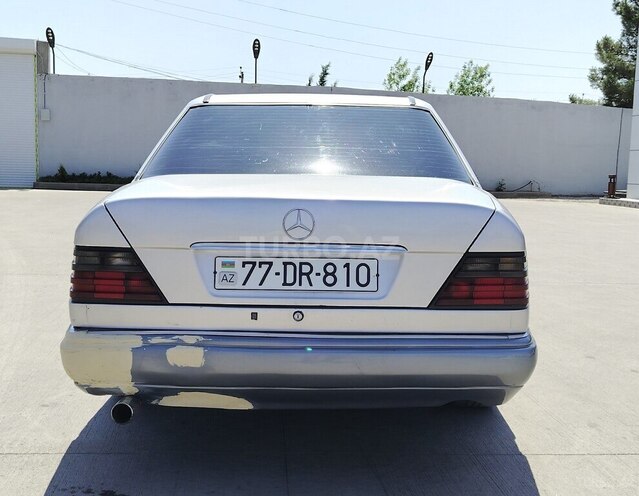 Mercedes E 300 d 1994, 300,000 km - 3.0 l - Beyləqan