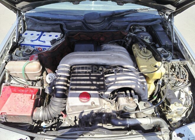 Mercedes E 300 d 1994, 300,000 km - 3.0 l - Beyləqan