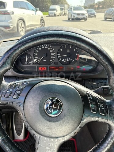 BMW 320 2002, 291,000 km - 2.2 л - Bakı