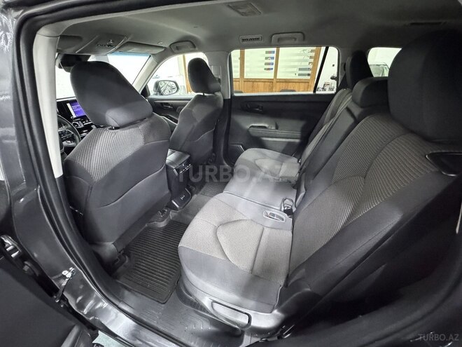 Toyota Highlander-15