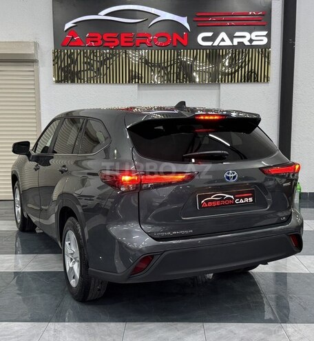Toyota Highlander-7