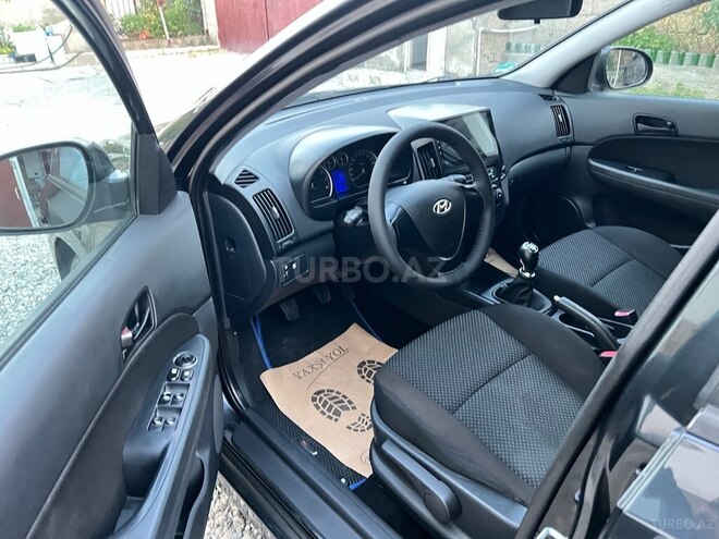 Hyundai i30 2010, 221,580 km - 1.4 l - Bakı