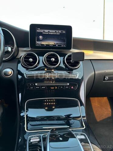 Mercedes C 300 4MATIC 2015, 170,977 km - 3.5 l - Bakı