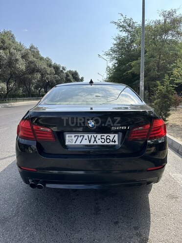 BMW 528 2012, 300,000 km - 2.0 l - Bakı