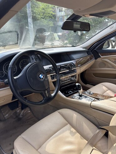 BMW 528 2012, 300,000 km - 2.0 l - Bakı