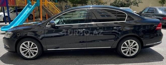 Volkswagen Passat 2011, 320,000 km - 1.8 л - Bakı