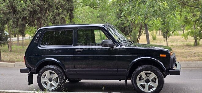 LADA (VAZ) Niva 2024, 4,200 km - 1.7 л - Gəncə