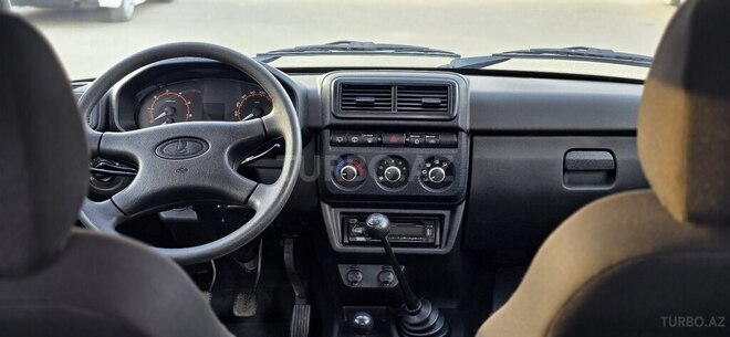 LADA (VAZ) Niva 2024, 4,200 km - 1.7 л - Gəncə